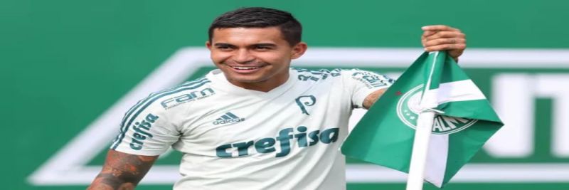 Dudu durante treino do Palmeiras